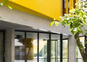 ESCAPARATE  DA  REDACÇÃO