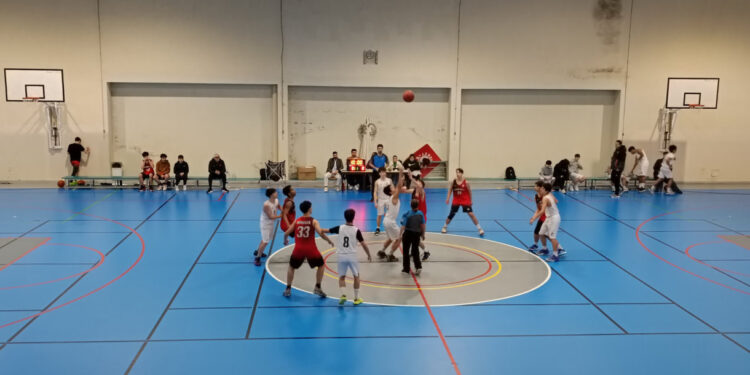 FAMABASKET em competição