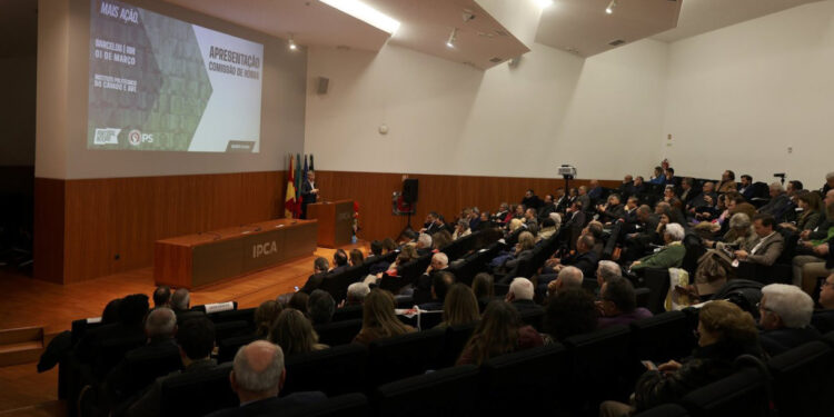 Apresentação de Comissão