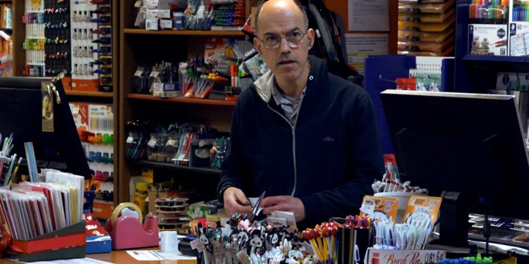 FONTENOVA ABRIU SEM O CARLOS