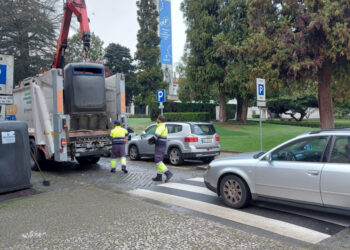 ESTORVAR  O  TRÂNSITO