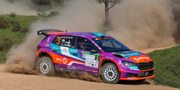 Dupla tirsense disputa Ralis