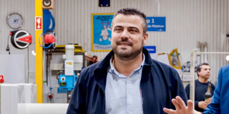 Eduardo Oliveira regressa a “casa”