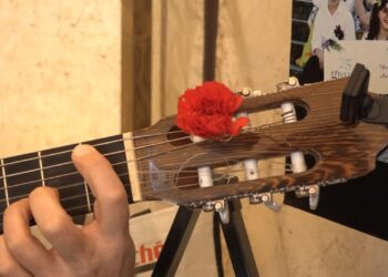 25 de abril com Mostra