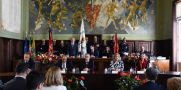 Meio Século Após a Revolução