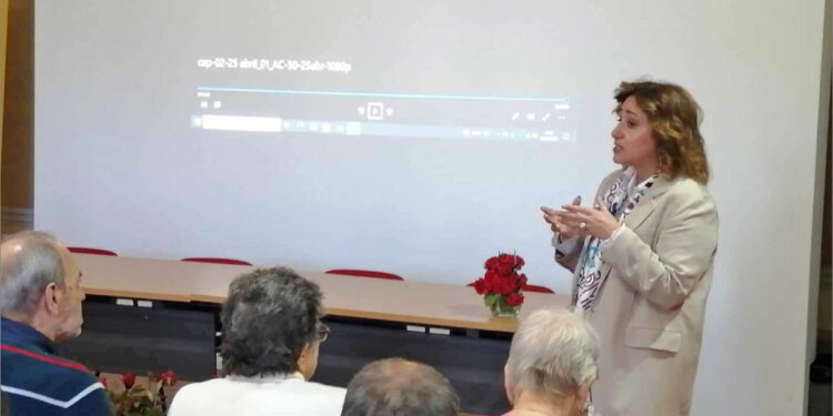 Olhar Até Abril de Setenta e Quatro