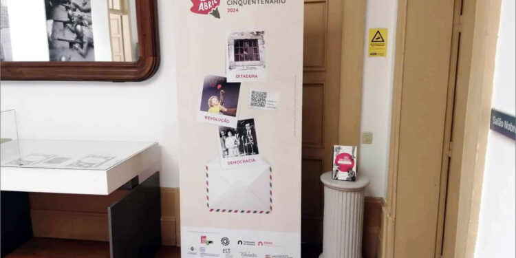 Olhar Até Abril de Setenta e Quatro