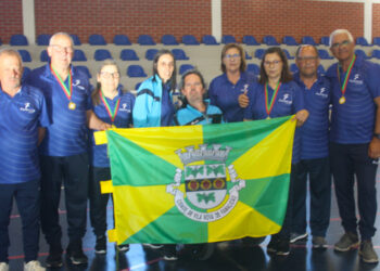 Seleção soma e segue