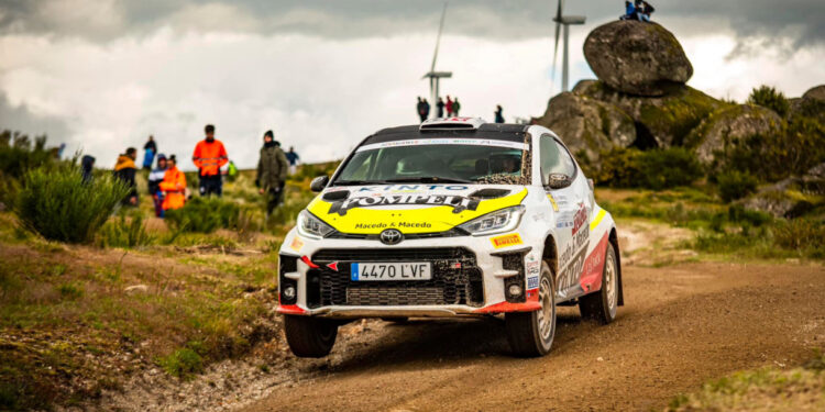 Novo pódio para famalicense