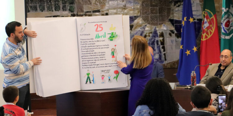 Propostas de Jovens em Assembleia