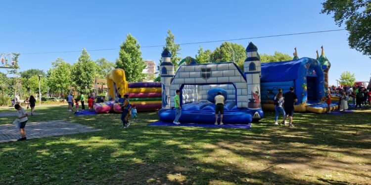 Trofa com as crianças