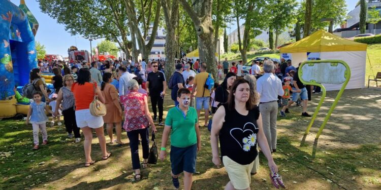 Trofa com as crianças