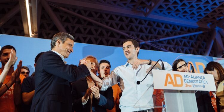 Comício da AD em Famalicão