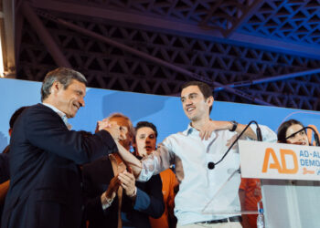 Comício da AD em Famalicão