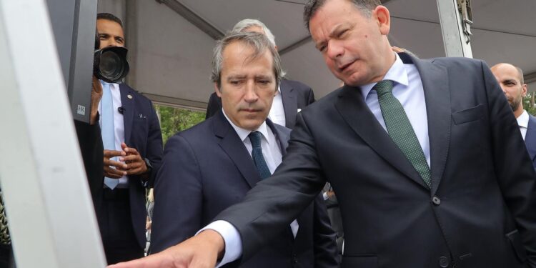 Já se circula na nova variante