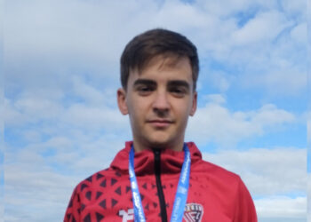 Rouxinol pontuou em Lousada