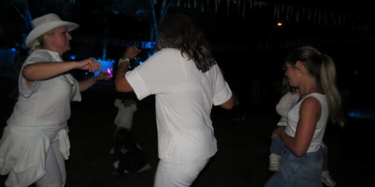 Animação junto ao Rio Guizande