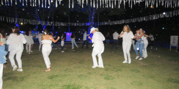 Animação junto ao Rio Guizande