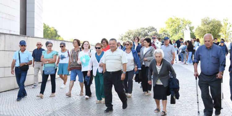 Séniores de Famalicão em Fátima