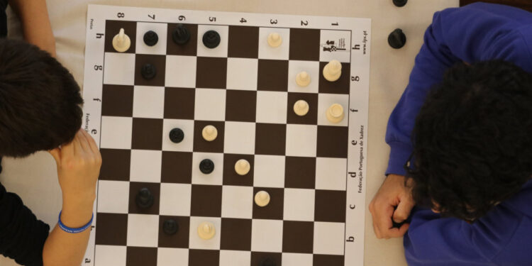 CAMPEONATO NACIONAL AMADOR DE XADREZ