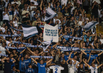 FC Famalicão debate-se com “leões”