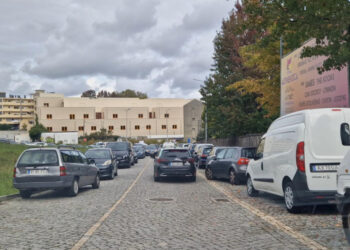 Av. de França desvio de Trânsito