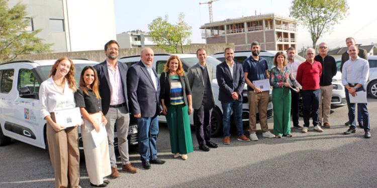 Viaturas elétricas na Saúde