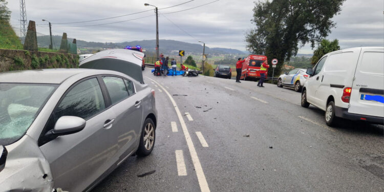 ACIDENTE: Dois feridos um em estado grave