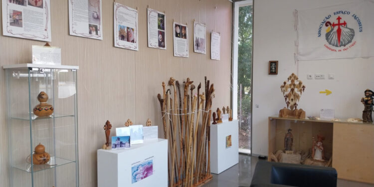 Exposição “Caminhos de Santiago”