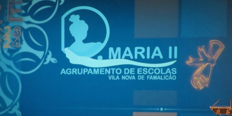 Entrega de Diplomas de Mérito