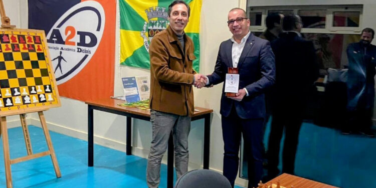 CARLOS NOVAIS CONSAGRA-SE VENCEDOR