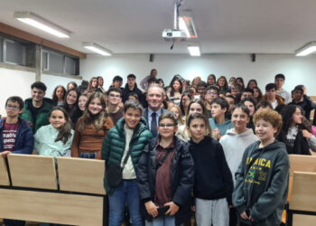 Parlamento dos Jovens