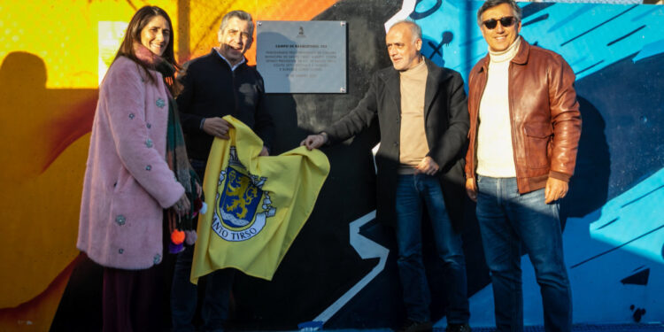 Santo Tirso com Campo de Basketart