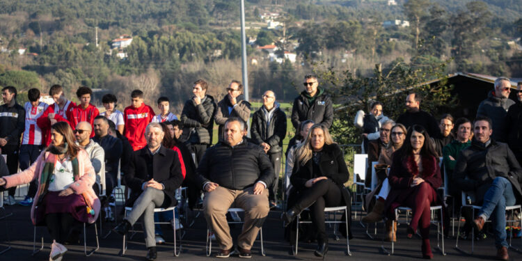 Santo Tirso com Campo de Basketart