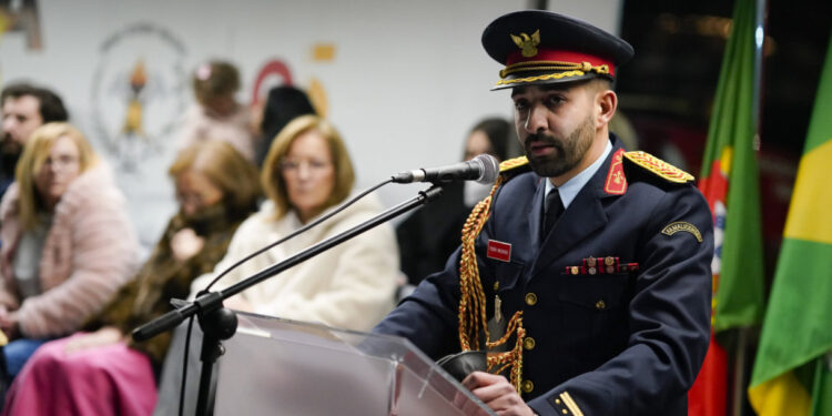 Novo Adjunto de Comando