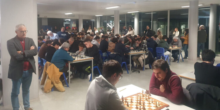 IX TORNEIO DE RÁPIDAS XADREZ COM MÚSICA