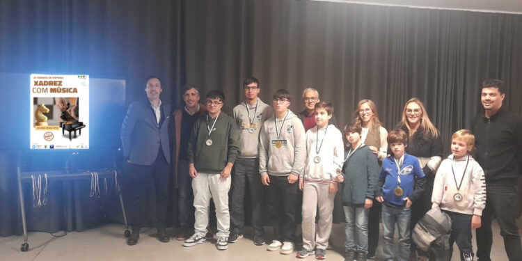 IX TORNEIO DE RÁPIDAS XADREZ COM MÚSICA