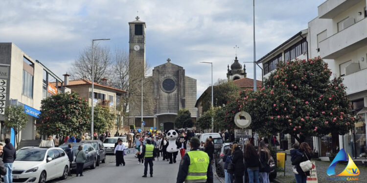 Carnaval acordou em Joane