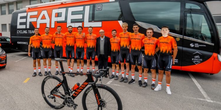 EFAPEL apresenta equipa ciclismo