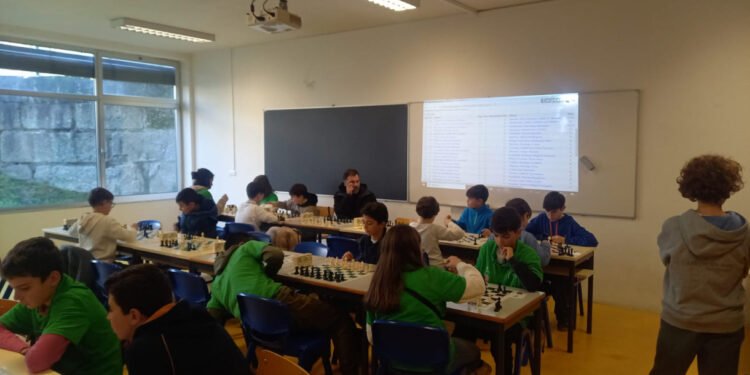 1.º Encontro Distrital de Xadrez