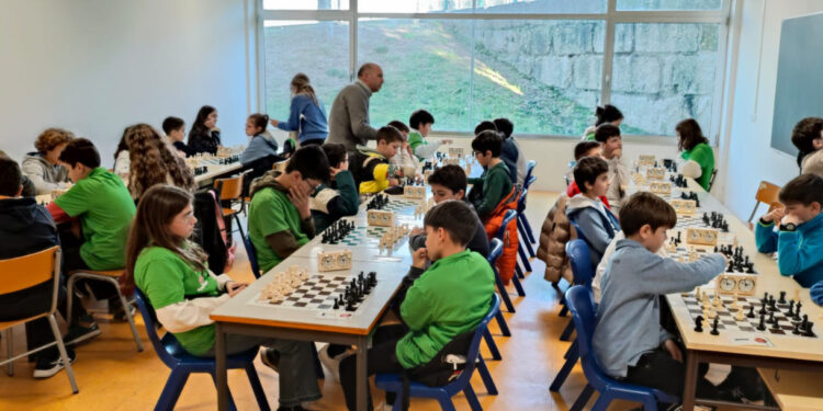 1.º Encontro Distrital de Xadrez
