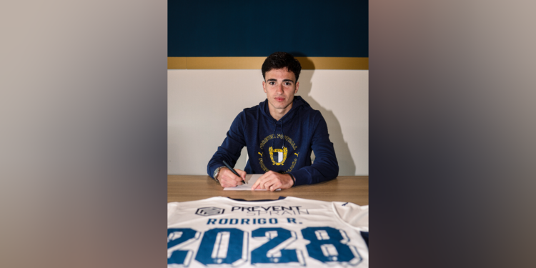 FC Famalicão renovou com Rodrigo