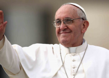 Papa Francisco hospitalizado