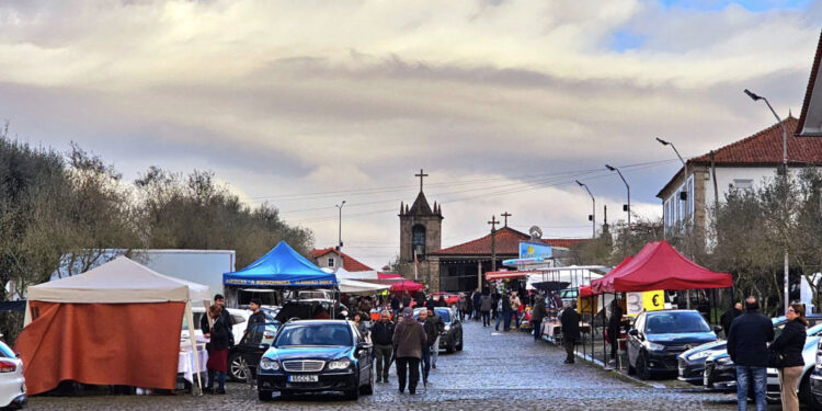 Feira das Candeias ao Domingo