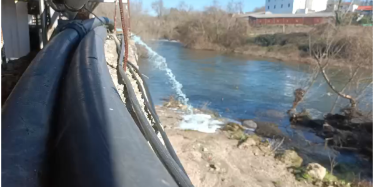 Descargas poluentes no Rio Ave