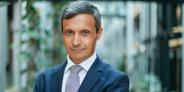 Oportunidade para licenciados