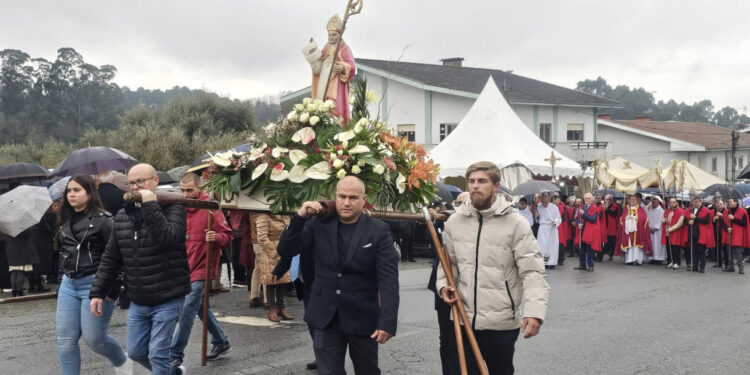 Festa molhada em Landim