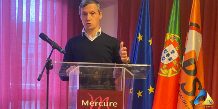 PSD reuniu em assembleia