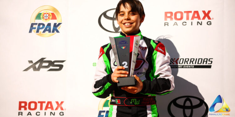 Vizela marcou presença em Portimão