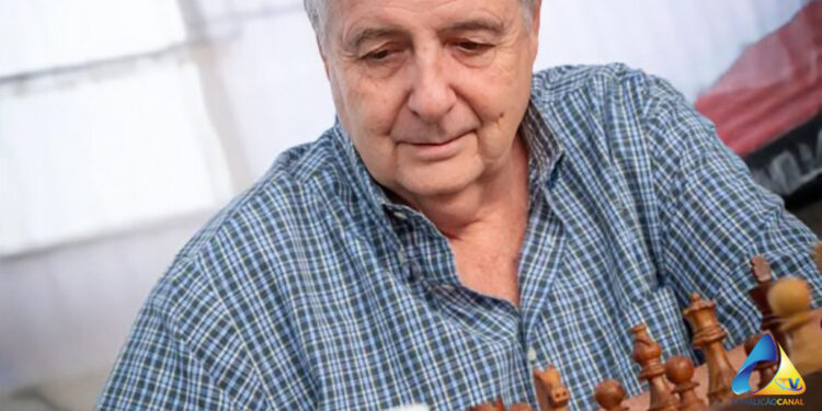 Daniel Cámpora vence